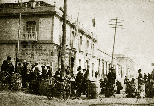Una serie de enfrentamientos entre ciudadanos contra el régimen y la policía se dio en abril de 1920 dicho periodo se conoció como la Semana Trágica. (Foto: Hemeroteca PL)
