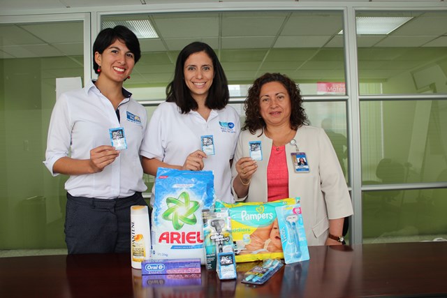Pamela Godoy, Rhina Alvarez y Dora Quiñonez representantes de instituciones participantes del programa. (Foto Prensa Libre: Hemeroteca PL)