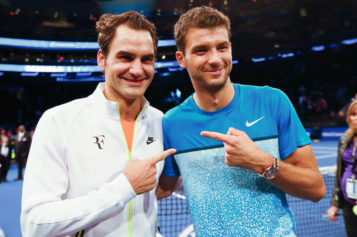 Roger Federer y Grigor Dimitrov posaron para las cámaras en el Madison Square Garden (Foto Prensa Libre/AFP)