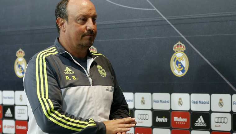 El entrenador del Real Madrid, Rafa Benítez, durante la rueda de prensa posterior al entrenamiento realizado esta mañana previo al juego ante el Getafe. (Foto Prensa Libre: EFE)