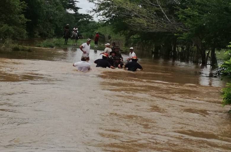 El Insivumeh advierte de la crecida repentina de los ríos por las fuertes lluvias, principalmente en Jutiapa y Escuintla. (Foto: Bomberos Municipales Departamentales)