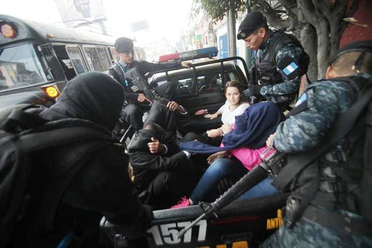 Ana Lucrecia Muñoz y dos personas más fueron detenidas en 2015 con US$1 millón. (Foto Prensa Libre: Hemeroteca PL)