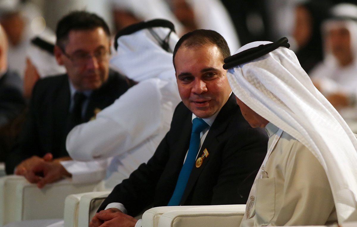 El príncipe Ali, canidato a la presidencia de la Fifa pidió la publicación inmediata del "informe García" (Foto Prensa Libre: AFP)