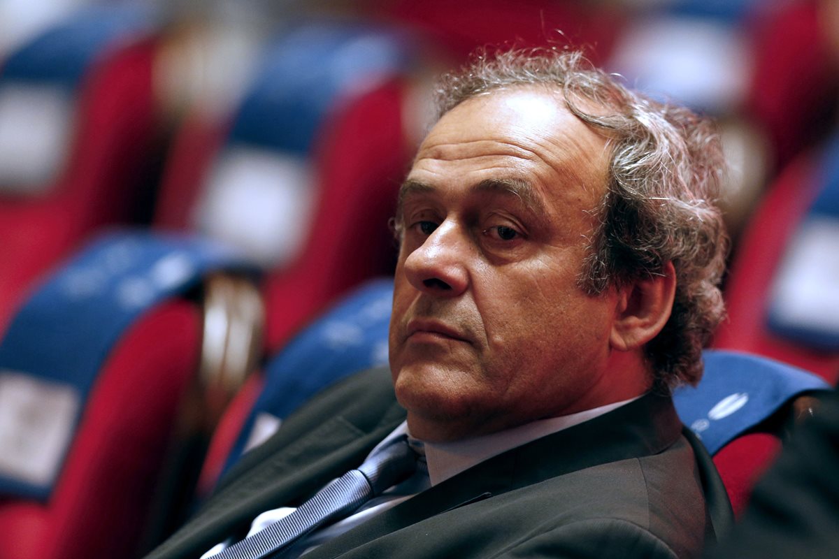 Platini está envuelto en un caso de corrupción dentro de la UEFA. (Foto Prensa Libre: AFP)