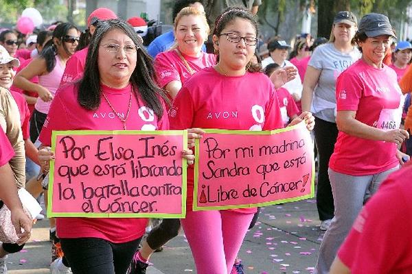 Mensajes alusivos    sobre la lucha contra el cáncer. (Foto Prensa Libre: Hemeroteca PL)
