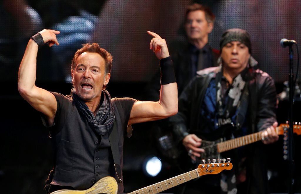 Bruce Springsteen prepara un repertorio especial para la presentación de Rock in Río Lisboa. (Foto Prensa Libre: EFE)