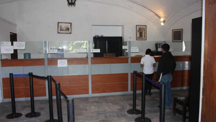 Cajas receptoras de la Municipalidad de Antigua Guatemala, Sacatepéquez. (Foto Prensa Libre: Renato Melgar)