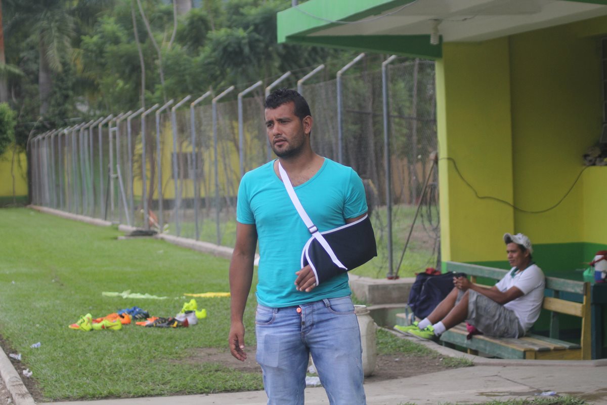 Víctor Solalinde, durante la práctica de Guastatoya. (Foto Prensa Libre: Hugo Oliva)