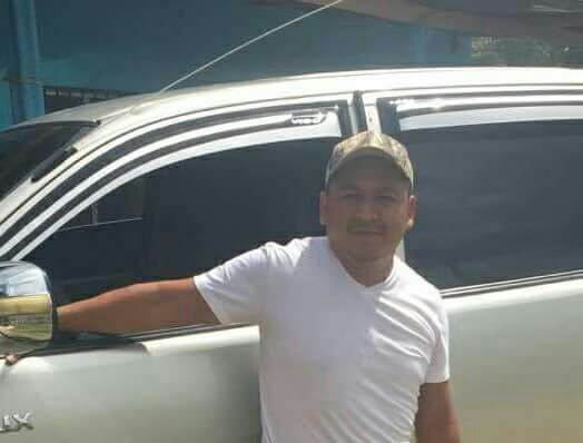 Amador Ordóñez se dirigía a impartir clases a una escuela de la zona urbana de Melchor de Mencos. (Foto Prensa Libre: Rigoberto Escobar)