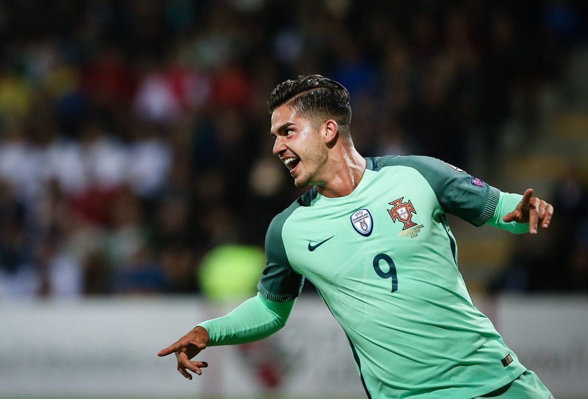 André Silva está jugando con Portugal en las eliminatorias rumbo a Rusia 2018. (Foto Prensa Libre: EFE)