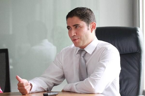 LUIS ZEA desea que más jóvenes guatemaltecos  trabajen en ciencia, dentro o fuera del país.