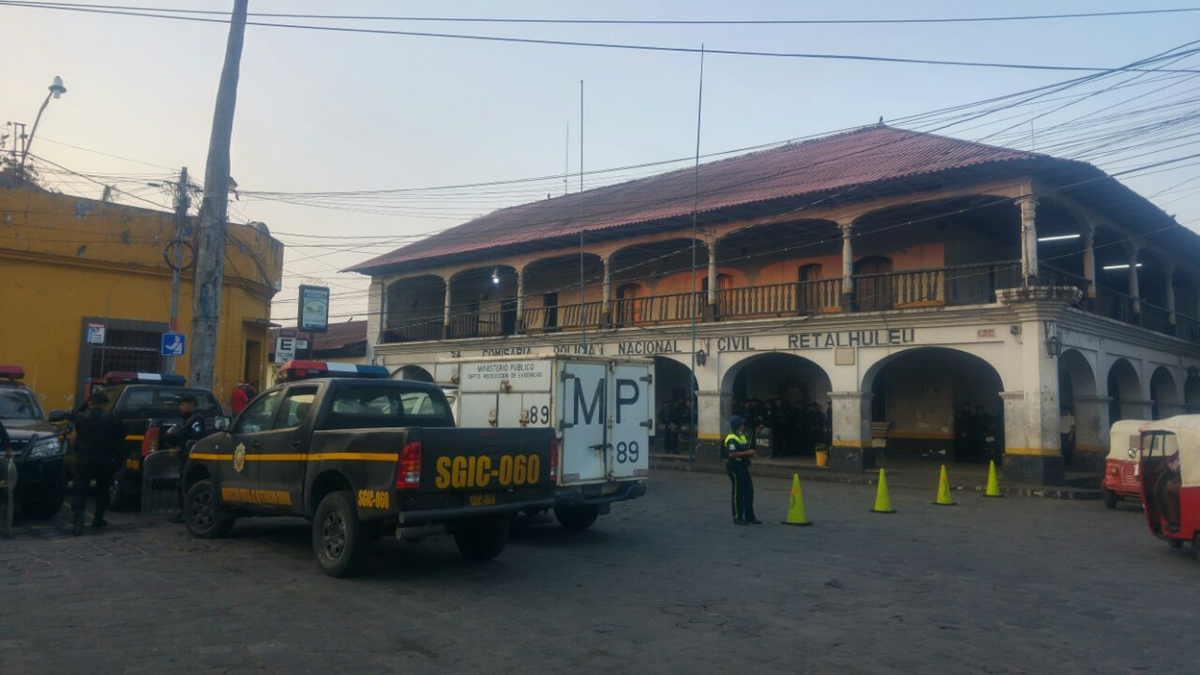Cárcel de Retalhuleu, donde este miércoles se efectúa una requisa. (Foto Prensa Libre: Rolando Miranda)
