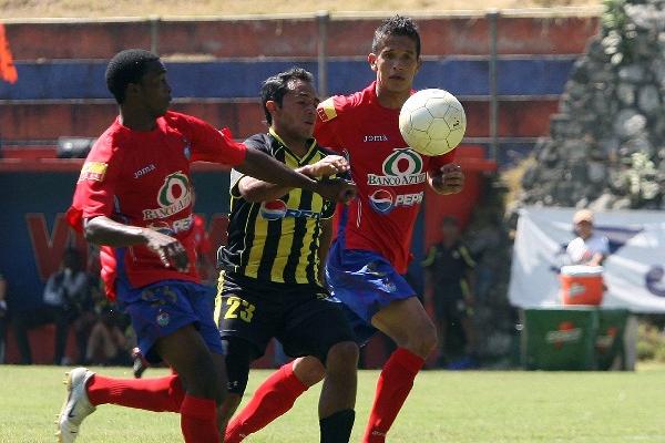 Los Rojos del Municipal se inscribieron en la Liga Nacional, el pasado martes. (Foto Prensa Libre: Hemeroteca PL)