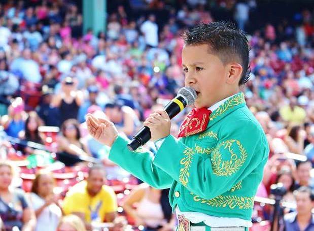 Las canciones Hay Chavela, La mejor de todas y La de la Mochila Azul son algunos de los temas que Girón interpreta. (Foto Prensa Libre: Cortesía)