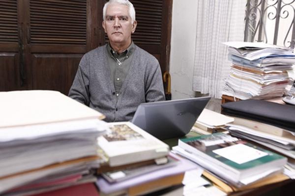 Gustavo Palma Murga, doctor en historia e investigador de Avancso. (Foto Prensa Libre: Álvaro Interiano)<br _mce_bogus="1"/>