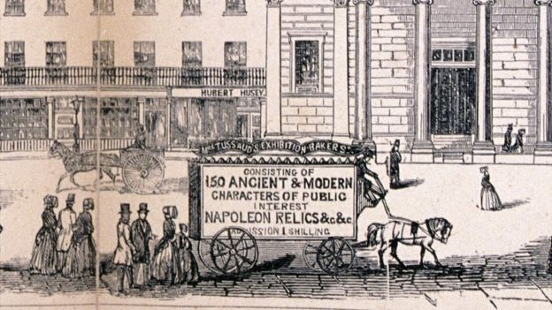 Las carrozas que transportaban sus figuras de cera eran carteles publicitarios. GETTY IMAGES