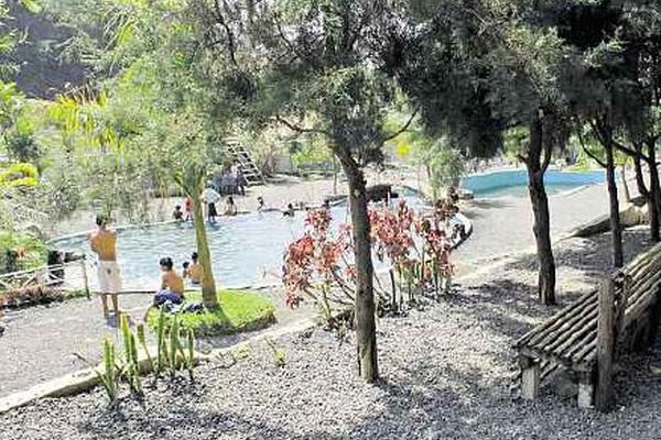 PANORÁMICA DE las instalaciones del balneario El Nacimiento, en San Pedro Yepocapa, Chimaltenango.