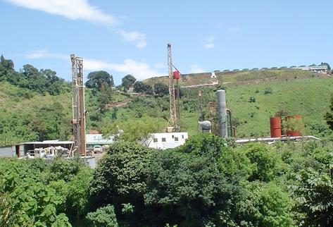 En el país operan las geotérmicas Ortitlán y Orzunil; sin embargo se cree que hay potencial de ese tipo en al menos 23 áreas. (Foto Prensa Libre: Hemeroteca PL)