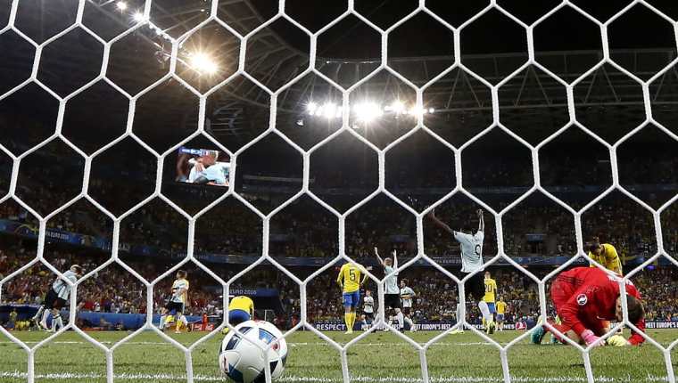 Bélgica ganó 1-0 frente a Suecia el miércoles en juego correspondiente al Grupo E. (Foto Prensa Libre: AFP)