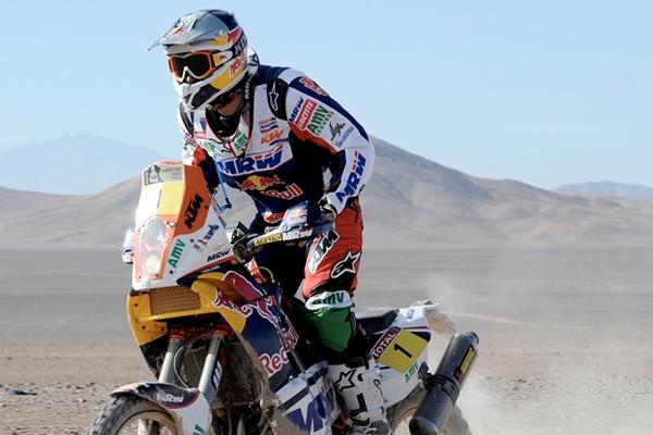 Marc Coma no correrá el Dakar 2013 por su lesión de hombro. (Foto Prensa Libre: AFP)