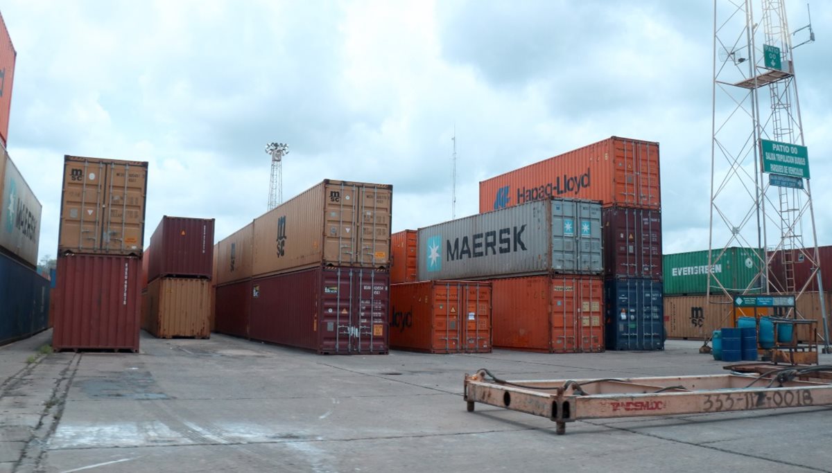 La portuaria dice que ha tomado decisiones para evitar la pérdida de clientes y competitividad. (Foto Prensa Libre: Dony Stewart)