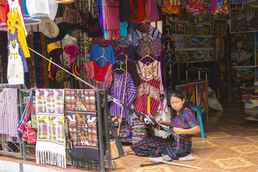 Los textiles guatemaltecos son inspiración para diseñadores. (Foto Prensa Libre: Jaime Carrillo)