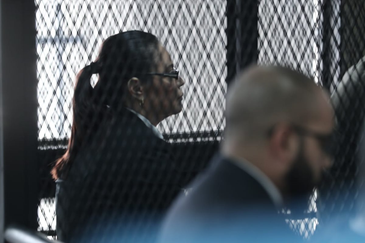 La exvicepresidenta Roxana Baldetti en la audiencia del Caso Lago de Amatitlán. (Foto Prensa Libre: Juan Diego González).