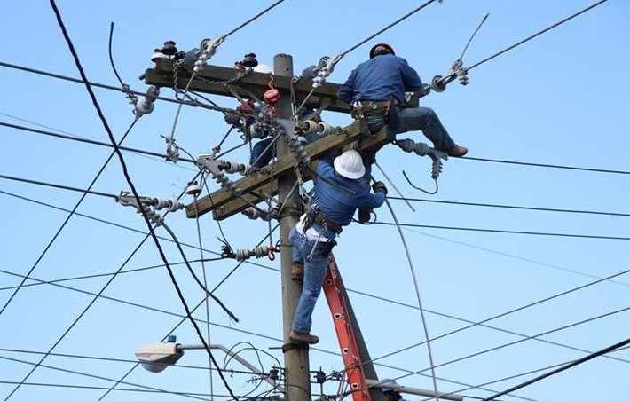 El corte de energía se debe a mantenimientos en las líneas de transmisión. (Foto Prensa Libre: Hemeroteca PL).