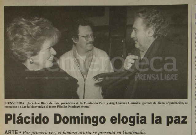 Nota informativa sobre la llegada de Plácido Domingo a Guatemala. 14/3/1998. (Foto: Hemeroteca PL)