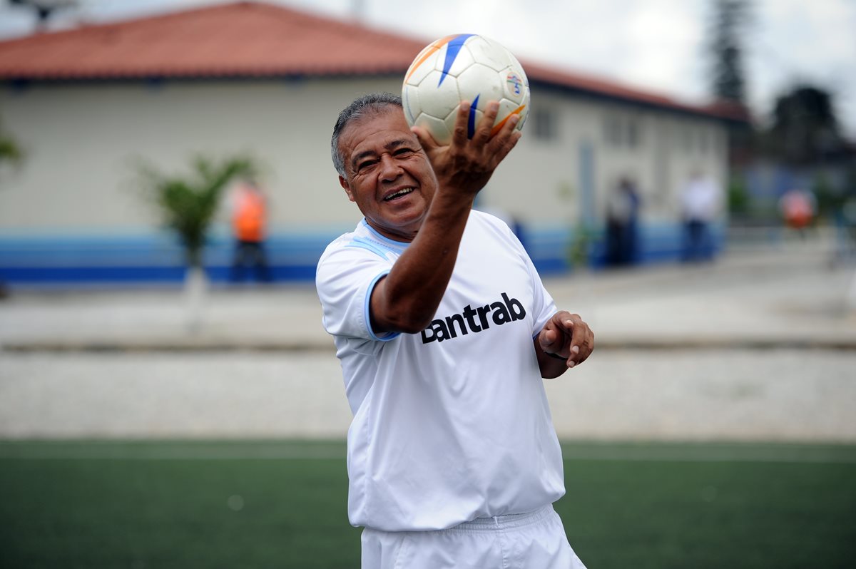 El exfutbolista Óscar Sánchez es considerado como uno de los mejores de la historia. (Foto Prensa Libre: Hemeroteca PL)