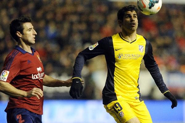 Diego Costa es uno de los jugadores que podrían integrar la selección española. (Foto Prensa Libre: AFP)