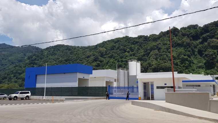 El Grupo mexicano Lala pondrá en operación una nueva planta productora de leche en septiembre en Palín, Escuintla. La inversión superó los Q220 millones. (Foto Prensa Libre: Cortesía)