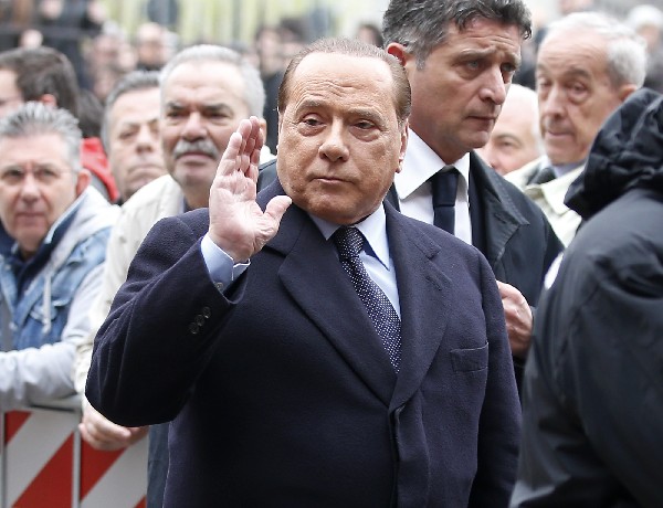 Silvio Berlusconi, exprimer ministro italiano. (Foto Prensa Libre:AFP).