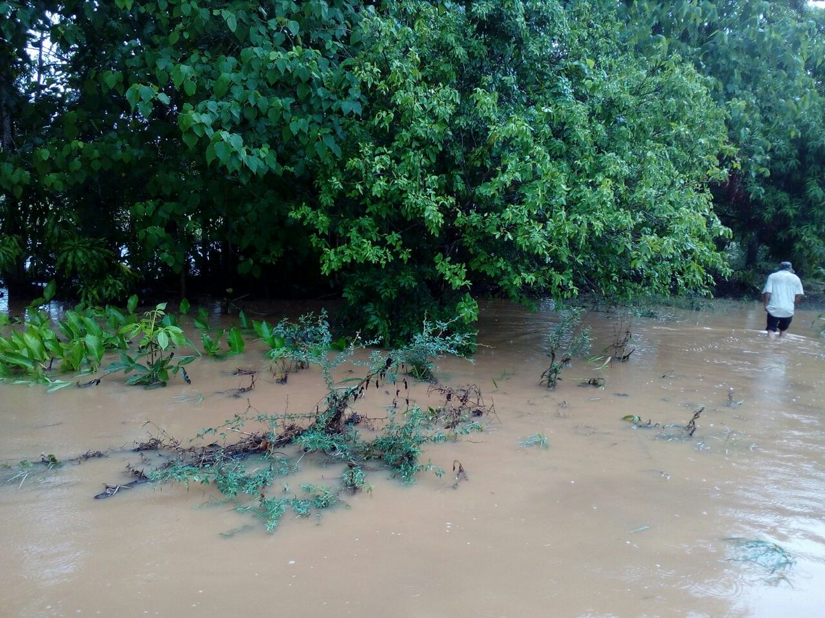 La lluvia que ha caido en el país ha provocado inundaciones en algunos puntos. (Foto Prensa Libre: Conred/Hemeroteca PL)