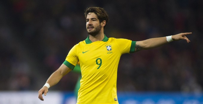 Pato ha sido parte de la selección de Brasil en varias oportunidades con la que ganó dos medallas olímpicas. (Foto Prensa Libre: Hemeroteca)