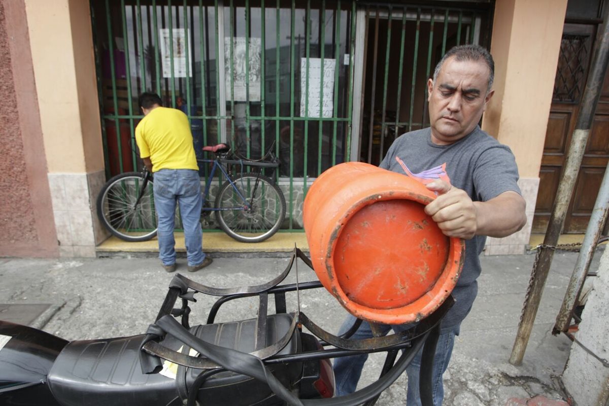 Nuevos precios se evidenciaron desde hoy en el gas propano. (Foto Prensa Libre: Hemeroteca PL)