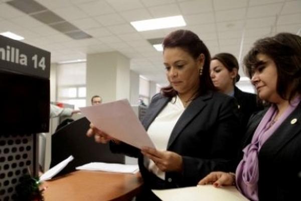 Vicepresidenta presenta denuncia ante el Ministerio Público. (Foto cortesía de la Scspr)