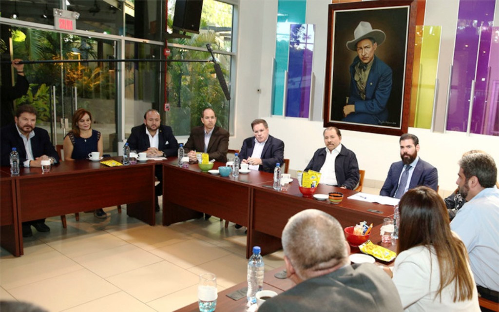 El mandatario Daniel Ortega, sostuvo un encuentro con empresarios centroamericanos de la Fedepricap. (Foto Prensa Libre: @EPP_Nicaragua)