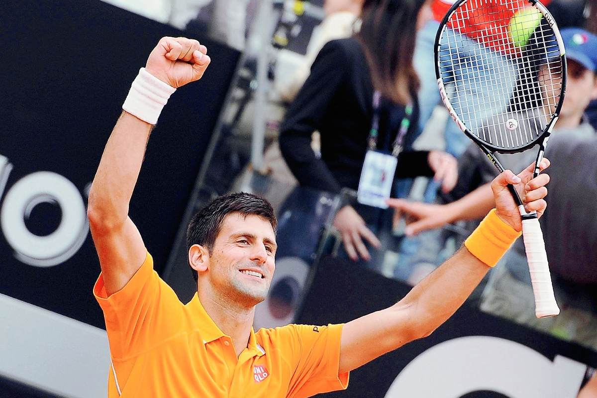 Djokovic busca un nuevo título para sumar a su palmarés. (Foto Prensa Libre: EFE)