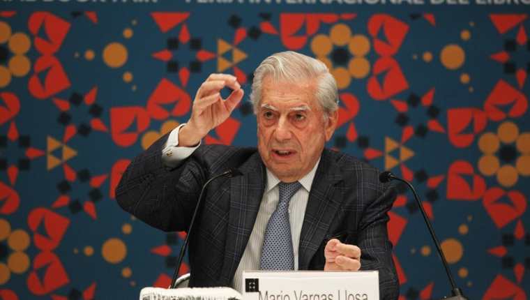 Mario Vargas Llosa espera un resurgir de la literatura de la región, (Foto Prensa Libre: EFE)