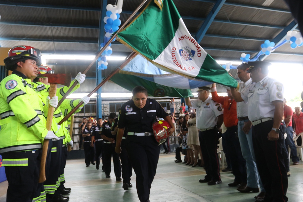Acto de graduación de los nuevos socorristas en Ipala, Chiquimula. (Foto Prensa Libre: Edwin Paxtor).