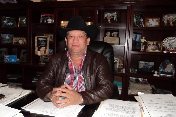 Belarmino Montúfar, exalcalde.