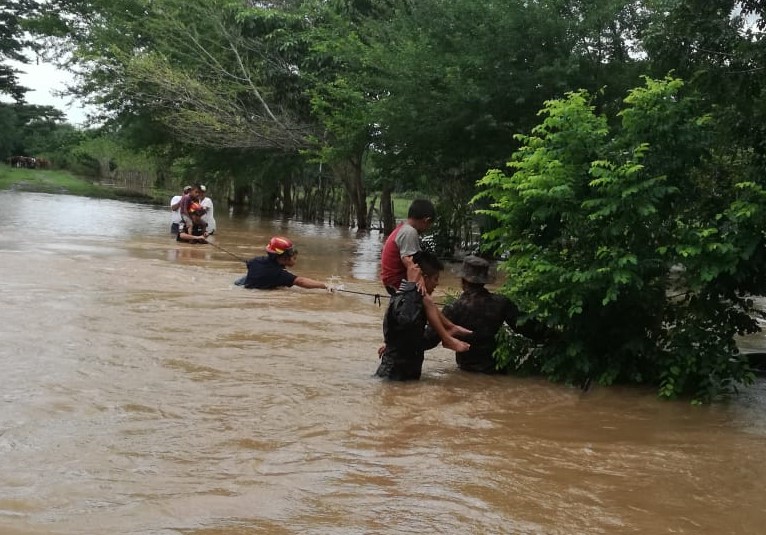 El desborde de los ríos es el factor de riesgo más grande para el país, según expertos. Inundaciones en Ciudad Pedro de Alvarado, Jutiapa. (Foto: Bomberos Municipales Departamentales)