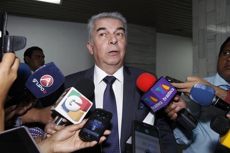 Luis Rabbé puede ser investigado por la Fiscalía por su implicación en la contratación irregular de personal. (Foto Prensa Libre: Hemeroteca PL)