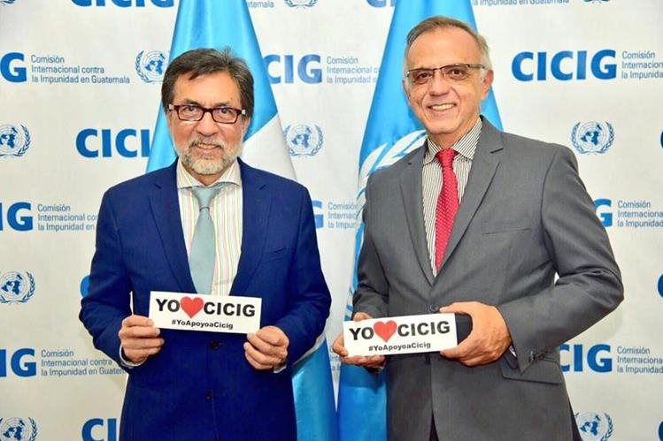 Estados Unidos, por medio de su embajador Luis Arreaga (izquierda), le ha manifestado su apoyo a la Cicig y a su comisionado, Iván Velásquez. (Foto: Hemeroteca PL)