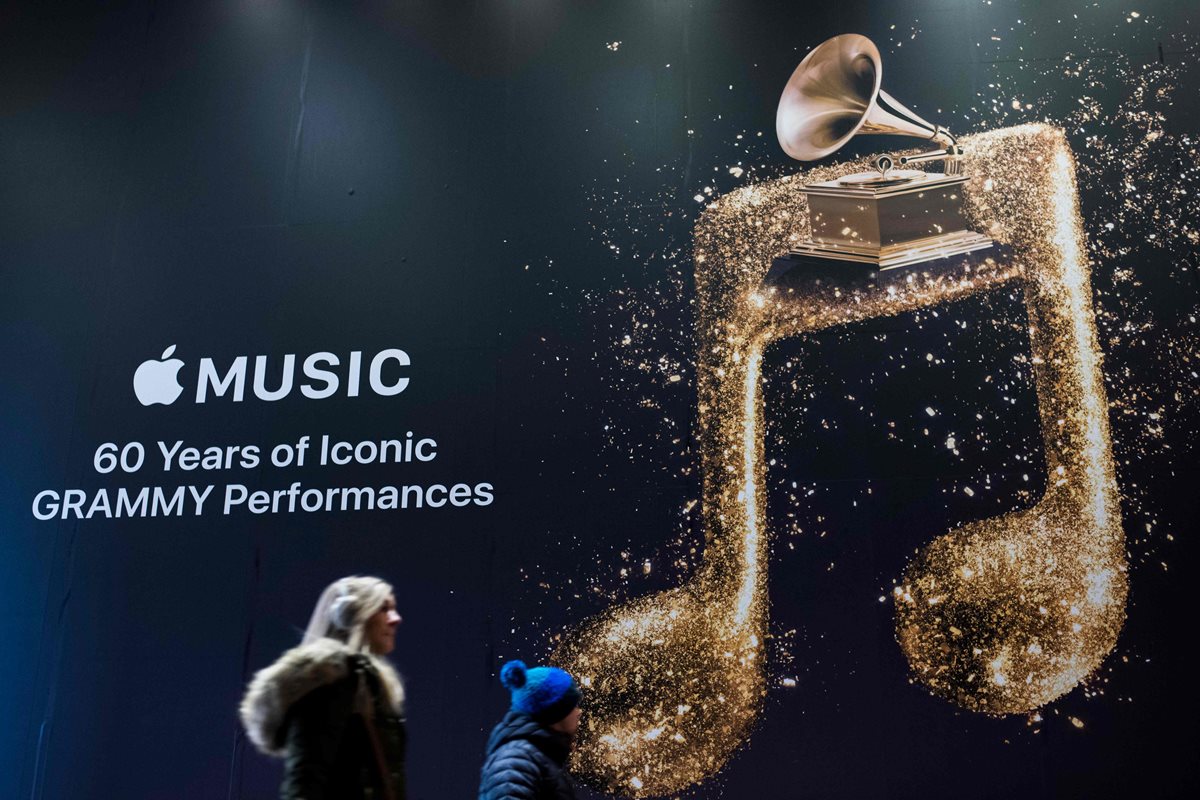 EL premio a canción del año es uno de los principales reconocimientos que se entregan en los Grammy. (Foto Prensa Libre: AFP)