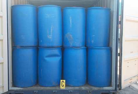 Los 240 toneles estaban ubicados en tres contenedores en Puerto Quetzal, Escuintla. (Foto Prensa Libre: Enrique Paredes)