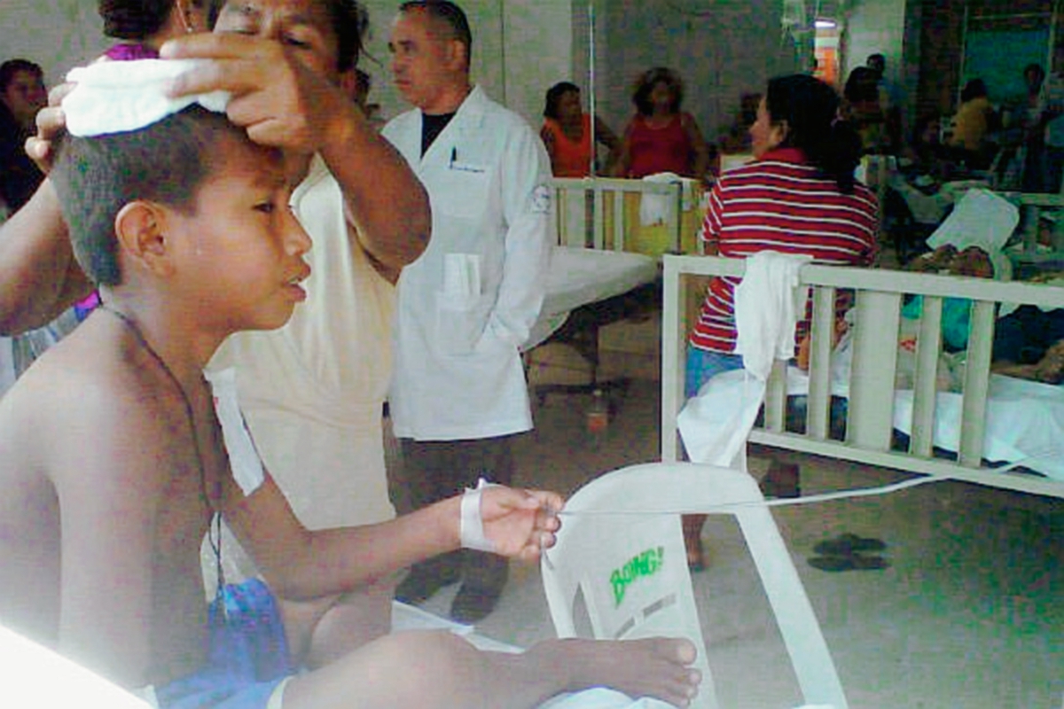 (Foto de referencia). Casi medio millar de infantes resultaron con síntomas de intoxicación en un poblado de Bolivia. (Foto Prensa Libre: Internet).