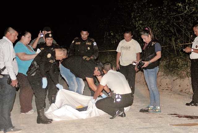 Silas Sánchez, de 28 años, fue ultimado en San Benito, Petén, el 3 de enero. (Foto Prensa Libre: Rigoberto Escobar)