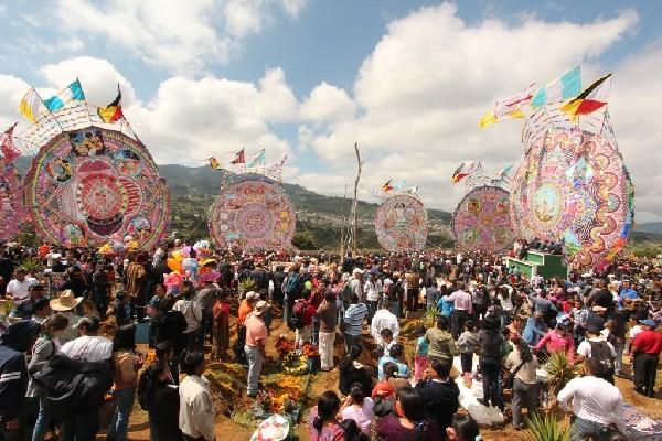 El festival de barriletes   de Santiago Sacatepéquez cumple 114 años.